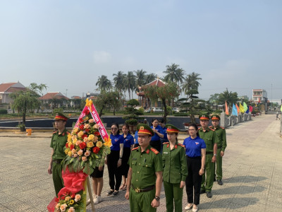 Hành quân về nguồn chào mừng 92 năm Ngày thành lập đoàn TNCS Hồ Chí Minh
