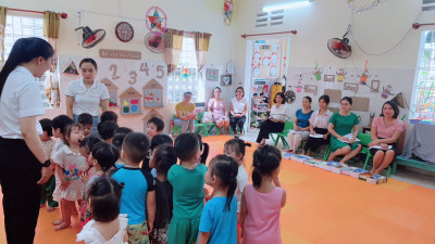 Trường mầm non họa my tổ chức chuyên đề “các hoạt động theo hướng trải nghiệm” năm học 2023-2024