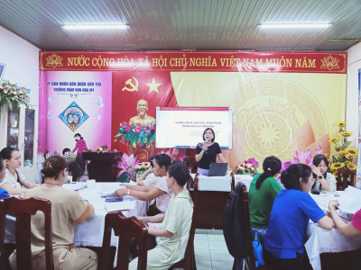 Trường mầm non hoạ my tổ chức tập huấn nâng cao năng lực chuyên môn, nghiệp vụ đáp ứng yêu cầu đổi mới giáo dục đối với cbql-gv và chủ nhóm lớp độc lập tư thục phường nại hiên đông