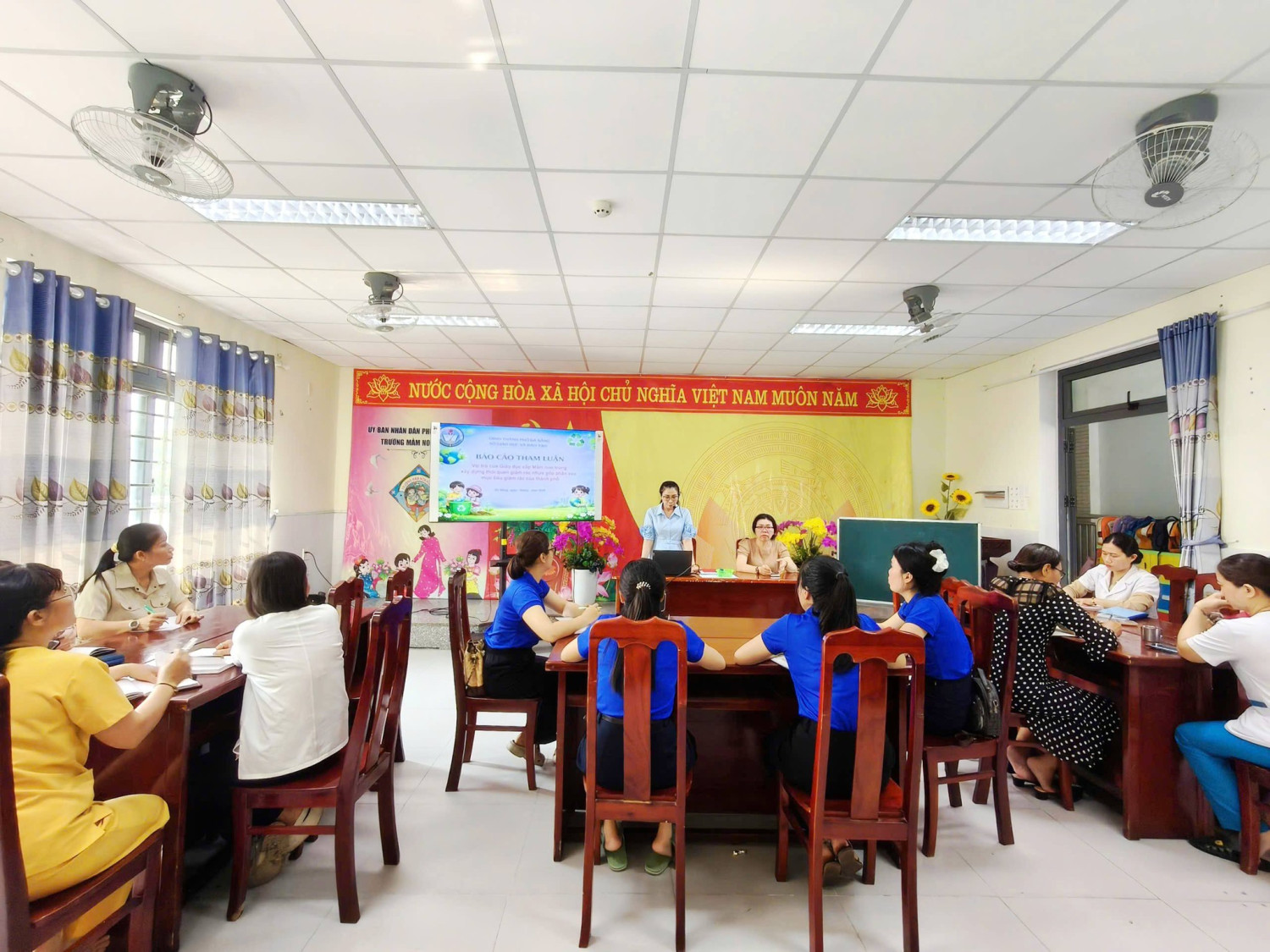 Trường mầm non họa my tập huấn về giảm rác thải trong trường học